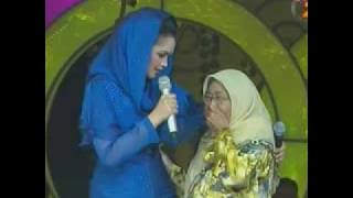 Siti Nurhaliza - Eksklusif Bersama Peminat : 4/8 Penawar Rindu feat. MakCik Timah