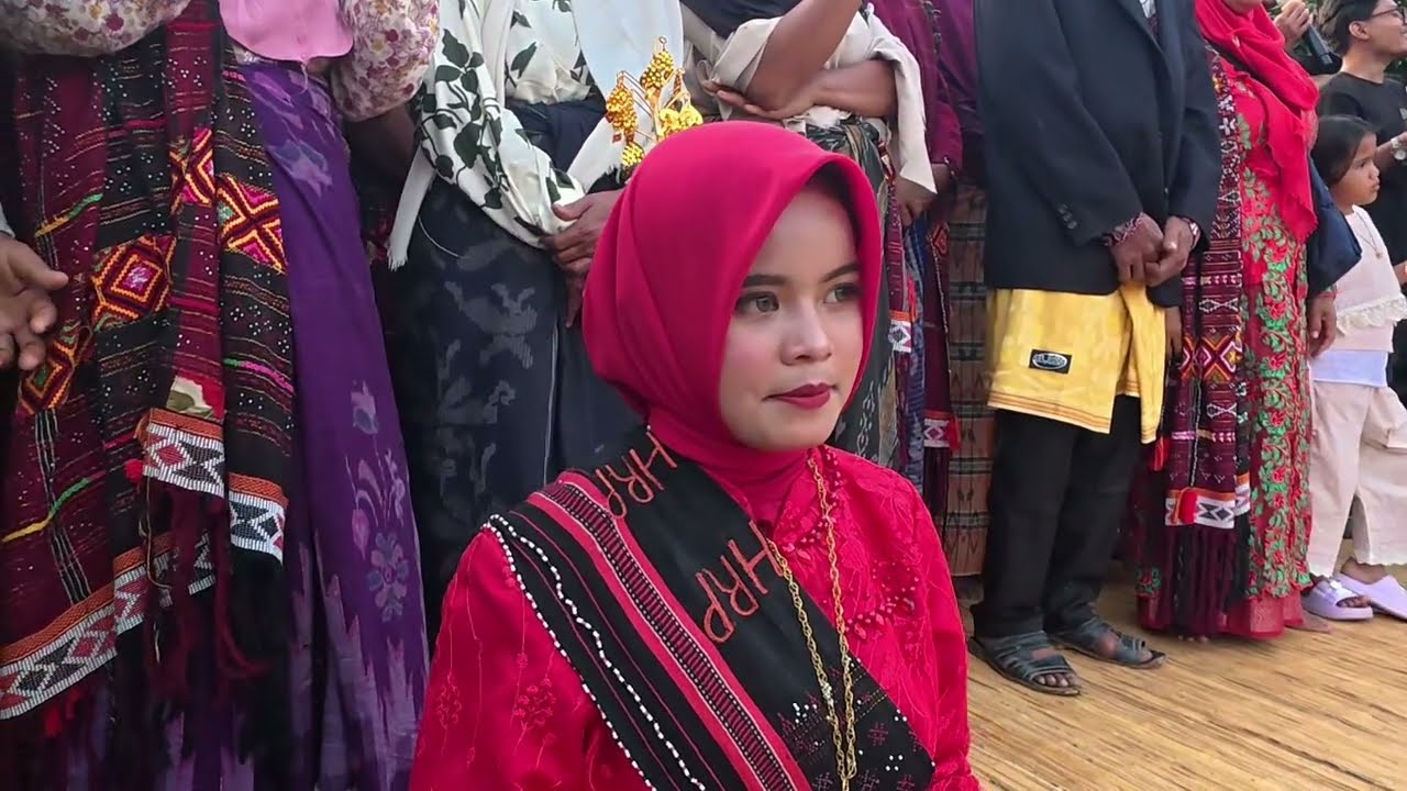 Penyambutan raja bona bulu