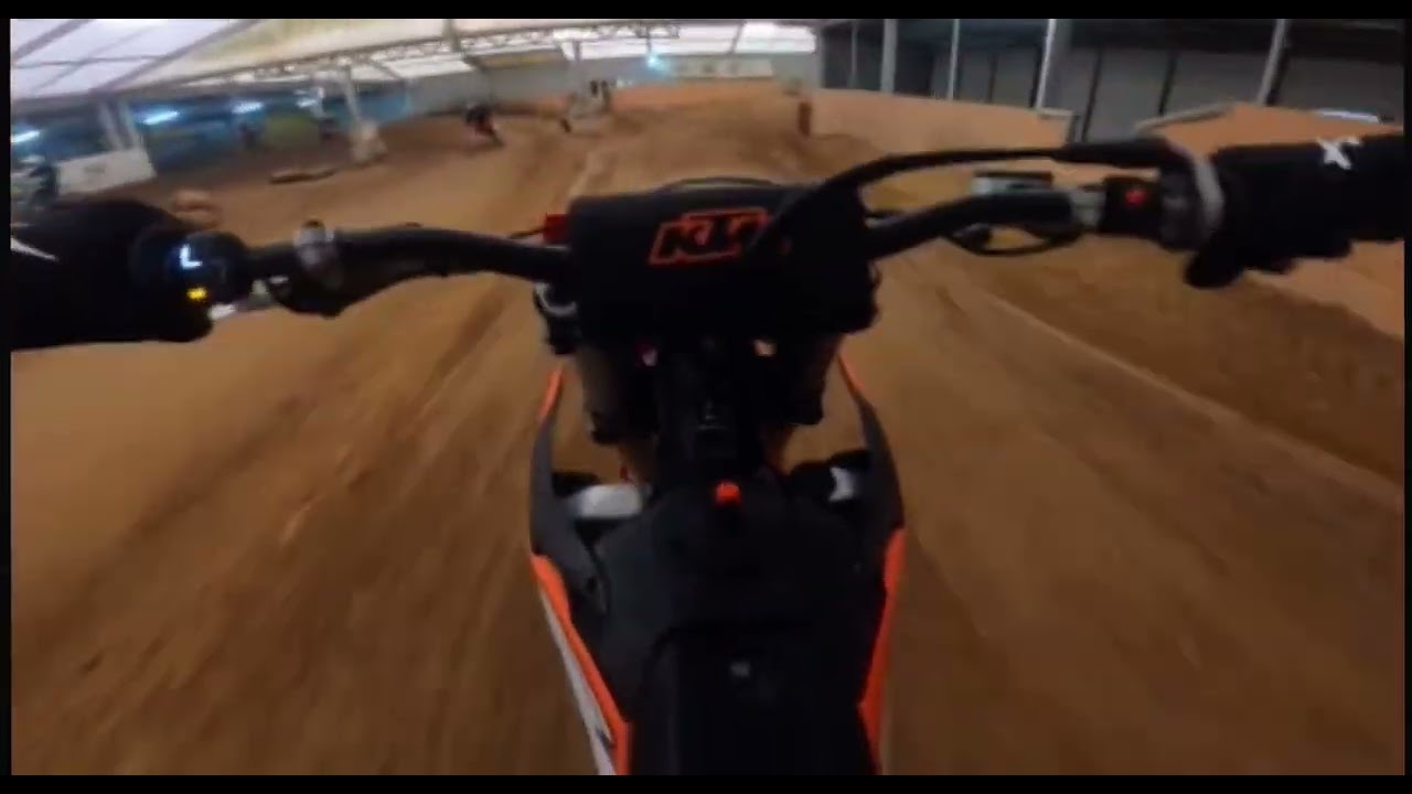 PUK ARENA LIPNO ONE LAP