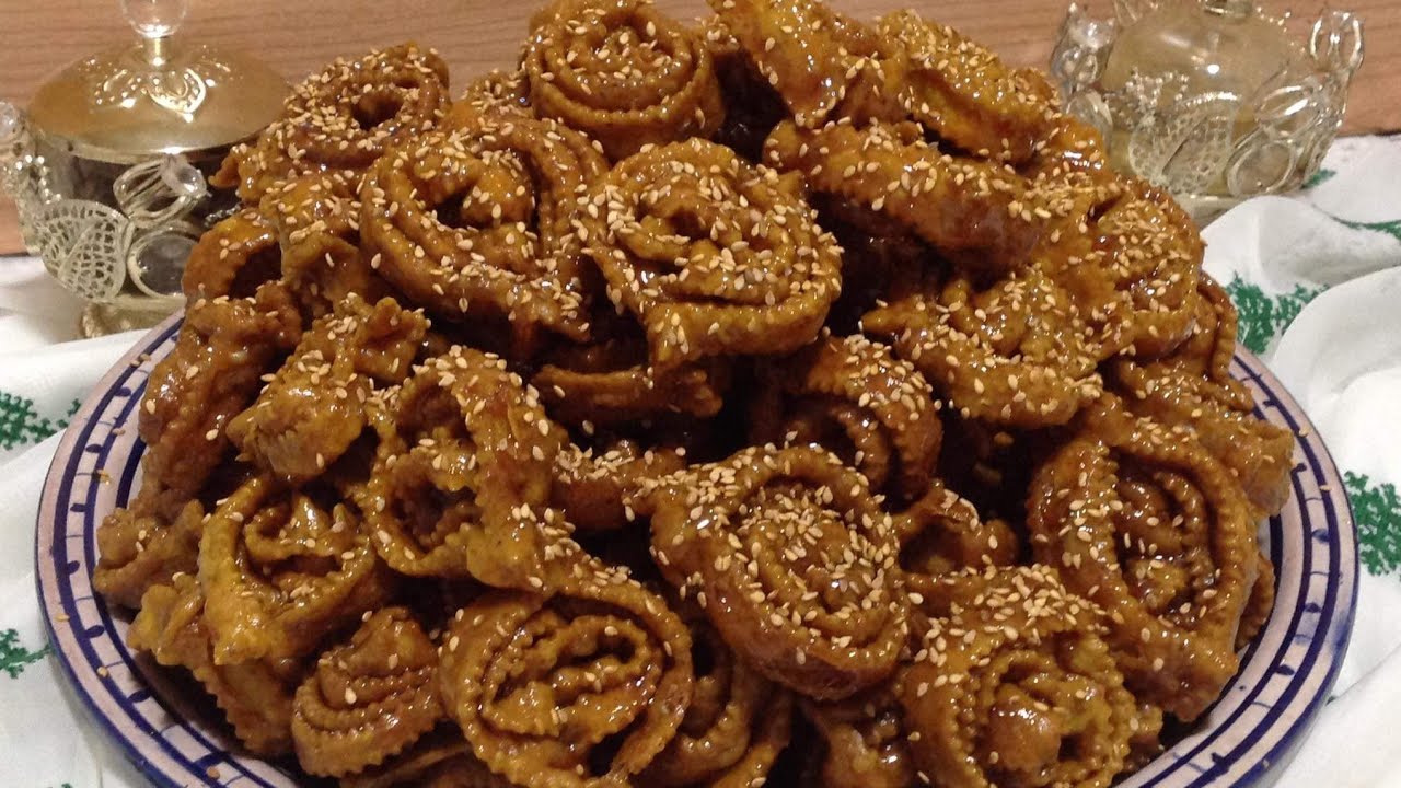 أسرار شباكية او مخرقة المحلات كمية وفيرة 3 كيلو ب35 درهم, هشيشة ورائعة (كمية زيت قليلة) 2022