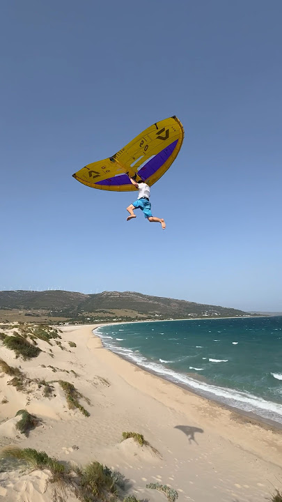 Kid flying crazy high with a Wing! 😱🤯