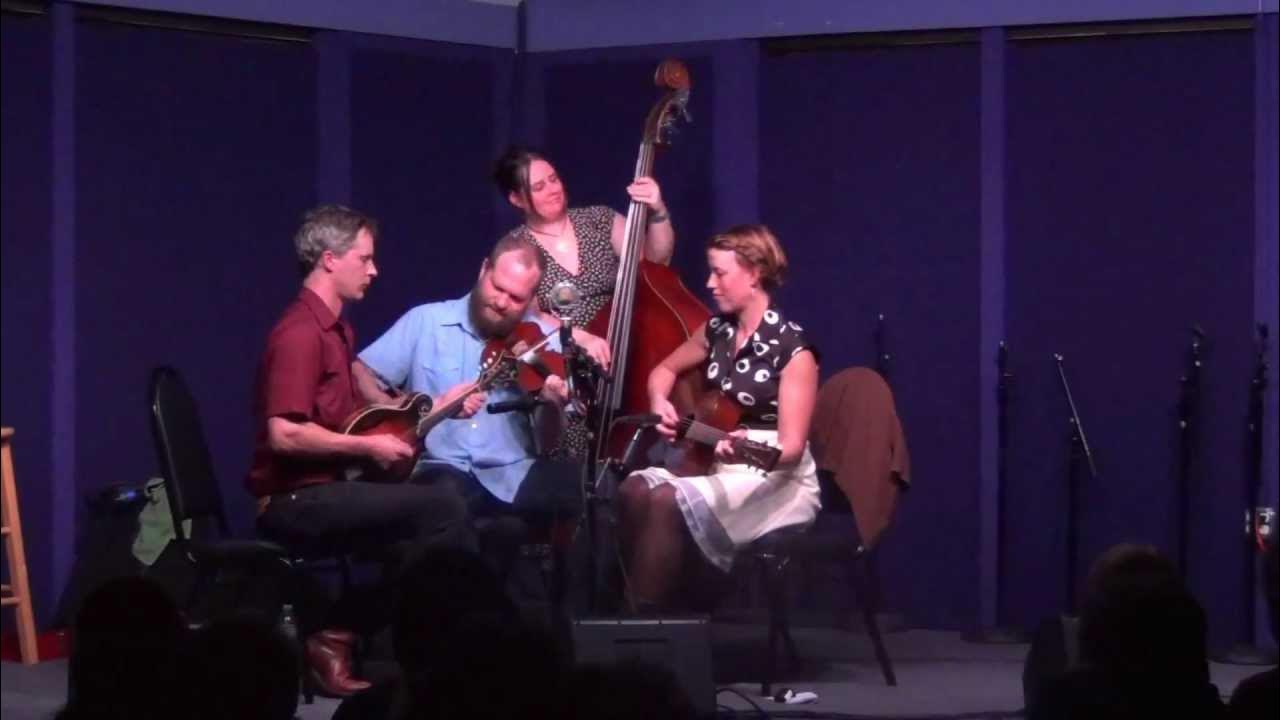 I'd Jump the Mississippi by Foghorn Stringband YouTube