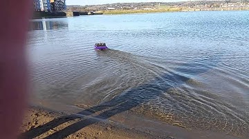 Rc hovercraft water test