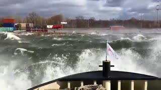 Huge Waves in Port Of Antwerp 10-03-19