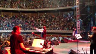 Camilo Sesto en la Macarena de Medellin final del concierto del 2014