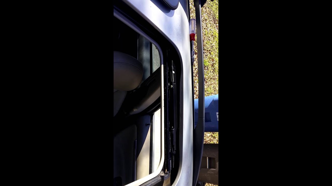 02 V70 Sunroof wont close YouTube