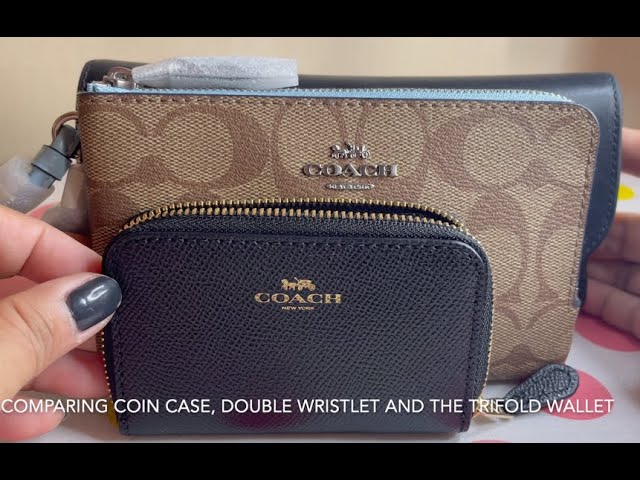 COACH Signature Keychain Pouch Change Purse Wallet Credit Card Wristlet