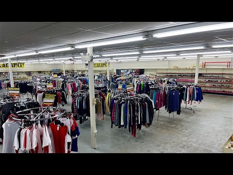 ASMR In An Empty Department Store (Whispers, Relaxing)