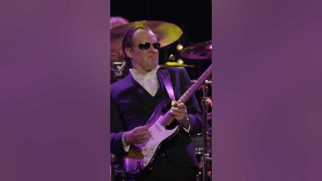 Joe Bonamassa Official - "Love Ain't A Love Song" - Live At Radio City Music Hall