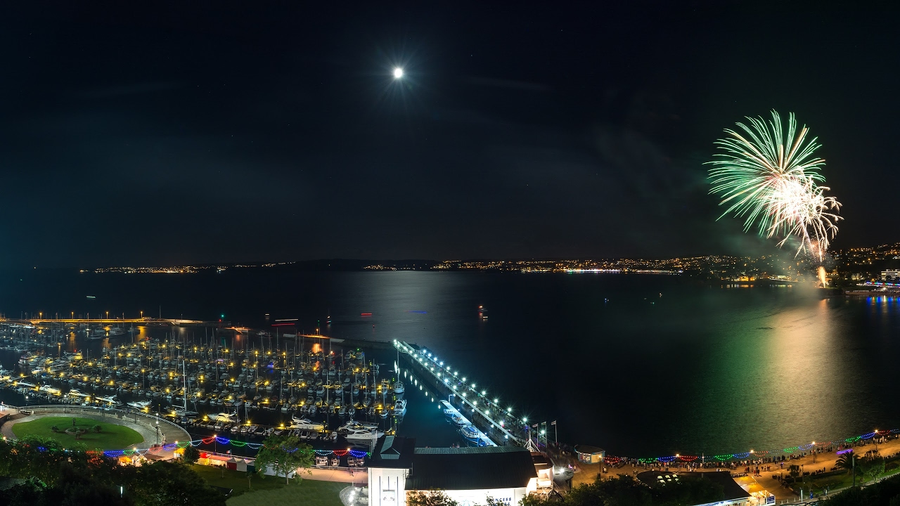 Torquay Marina Live Stream