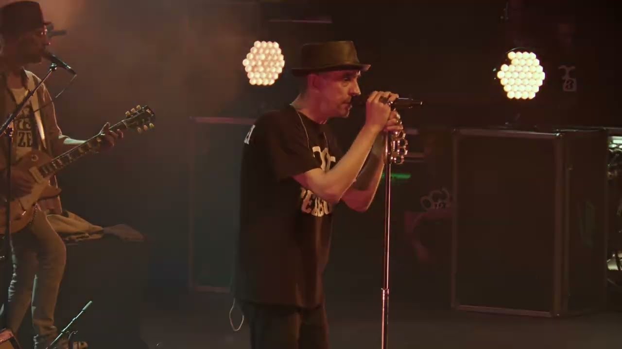 Bezegol & Rude Bwoy Banda - Acorda ó Zé - Ao Vivo - Coliseu do Porto