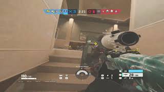Minik Nokk Play Rainbow Six Siege X