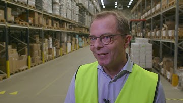 OPTIMISING WAREHOUSE LOGISTICS WITH AUTONOMOUS MOBILE ROBOTS (AMRs)