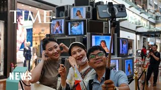 Swifties Enjoy An Event Dedicated To Taylor Swift At Jewel Changi Airport In Singapore