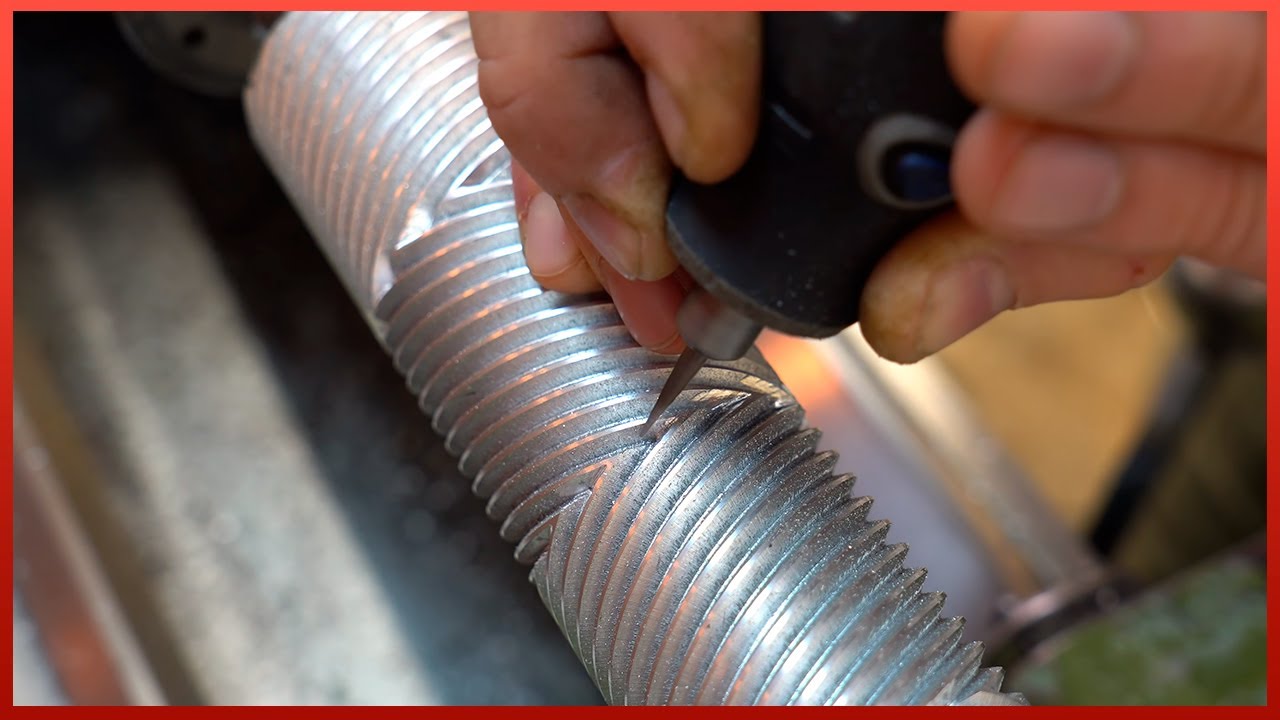 Гениальный рабочий делает двунаправленный болт