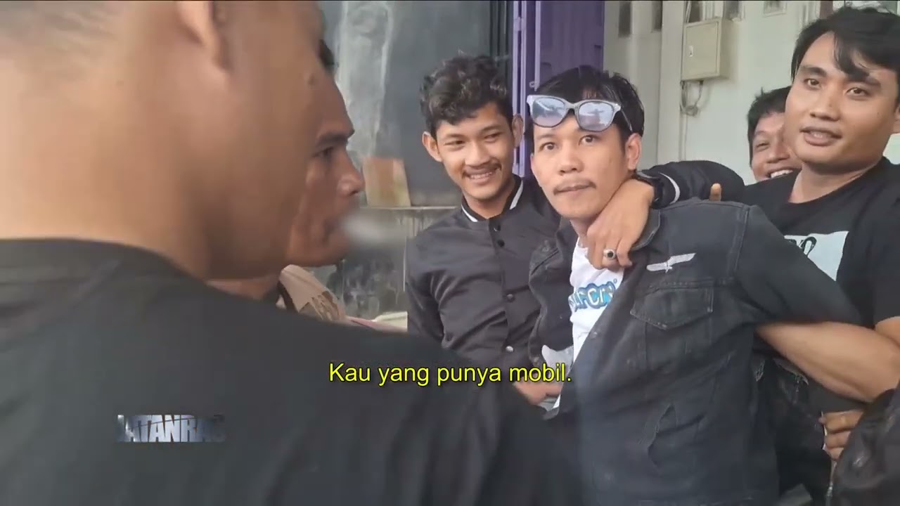 Tim Narko 10 Bekuk Pengedar Sabu Bermobil Merah Di Kendari, Sulawesi Tenggara - JATANRAS