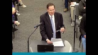 William H. Moss explains Rolling Meadows, 1072 home development to Franklin County Commissioners.