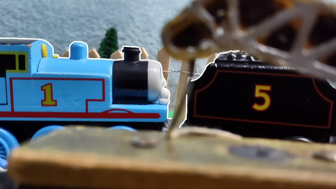 Thomas & The Breakdown Train (79th Anniversary Wooden Railway Adaptation)