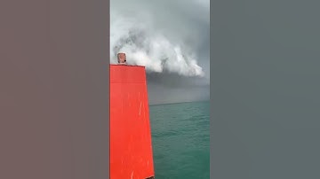 Scene of cyclone Biparjoy, at Mundra Port India - A marvelous scene #cyclone #cyclone2023