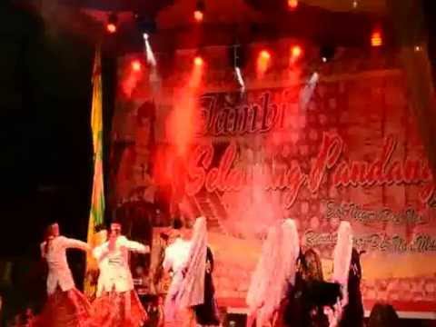 Budaya Melayu Jambi - Tari Zapin (Anjungan Jambi, TMII.7-04-2013)