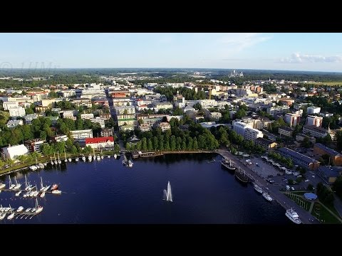 Video: "Saan Nautintoa Naisruumista." Upea Tyttöystävä Venäjältä Näytteli Suorapuheisessa Valokuvauksessa