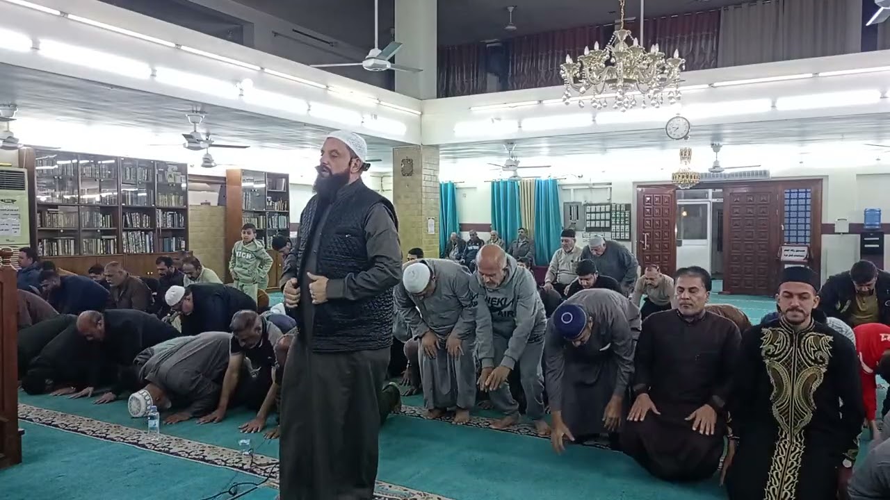 2رقم 6#3#2026 صلاه تراويح في شهر رمضان يوم 17جامع عرفات كان أمام الصلاةدكتور حيدر هادي العودة رفاعي