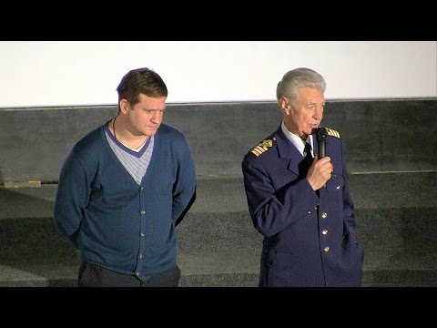 Герои фильма «Ледокол» в кинотеатре «Ростов» (14.12.2016)