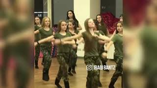 US Army dancing to Iraqi Music -الجيش الامريكي يرقص على اغنية عراقية
