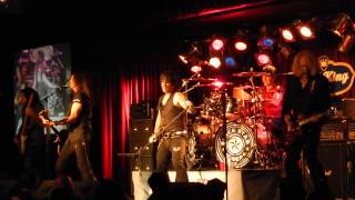 Black Star Riders - Kissin&#39; The Ground {BB Kings NYC 6/17/14}