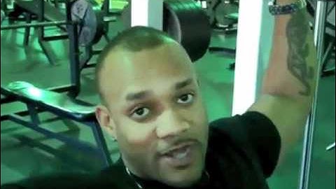 LevroneReport.com • Antwaun Smith Hosts Chest/Shoulder/Tri