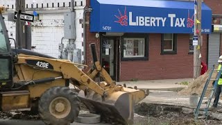 Work underway to fix sinkhole in Detroit