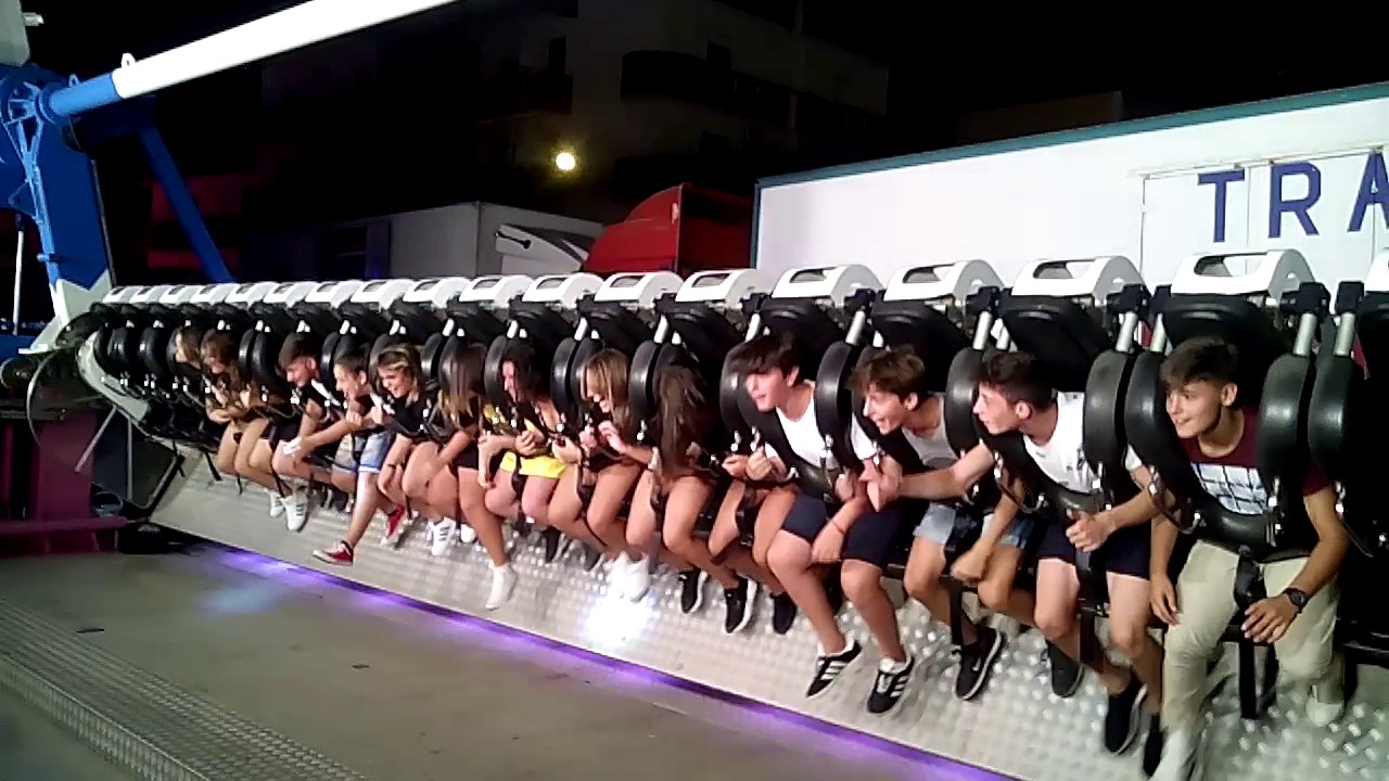 Giostra Top spin Revolution Canosa di Puglia 29 07 2017