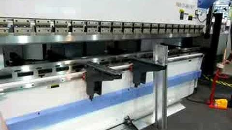Yawei Synchro PBHS 220-4100 CNC7 Pressbrake