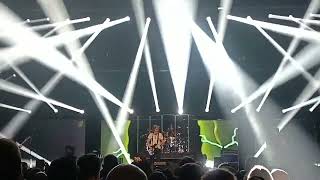ALTER BRIDGE  Silver Tongue | Inside the Pit Live at Zenith Paris 2026