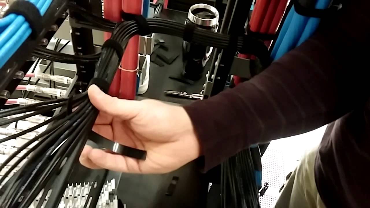 E6000 patch panel cabling - YouTube