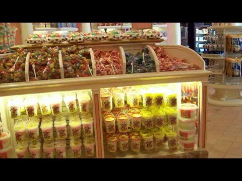 Disneyland Paris 2008 (Shopping Part II) - YouTube