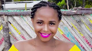 KELECHI AFRICANA - SUPERWOMAN