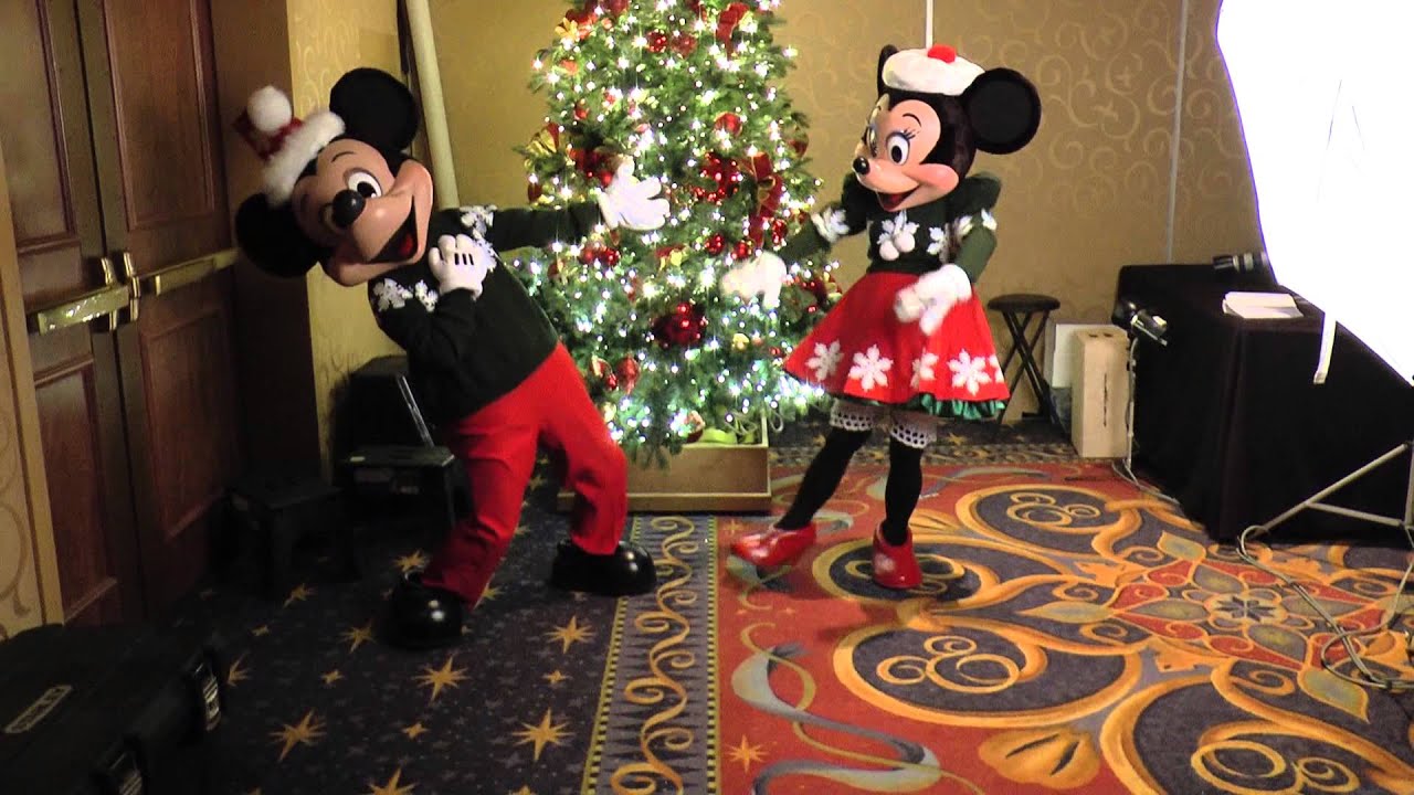 Mickey & Minnie in the Holiday Spirit