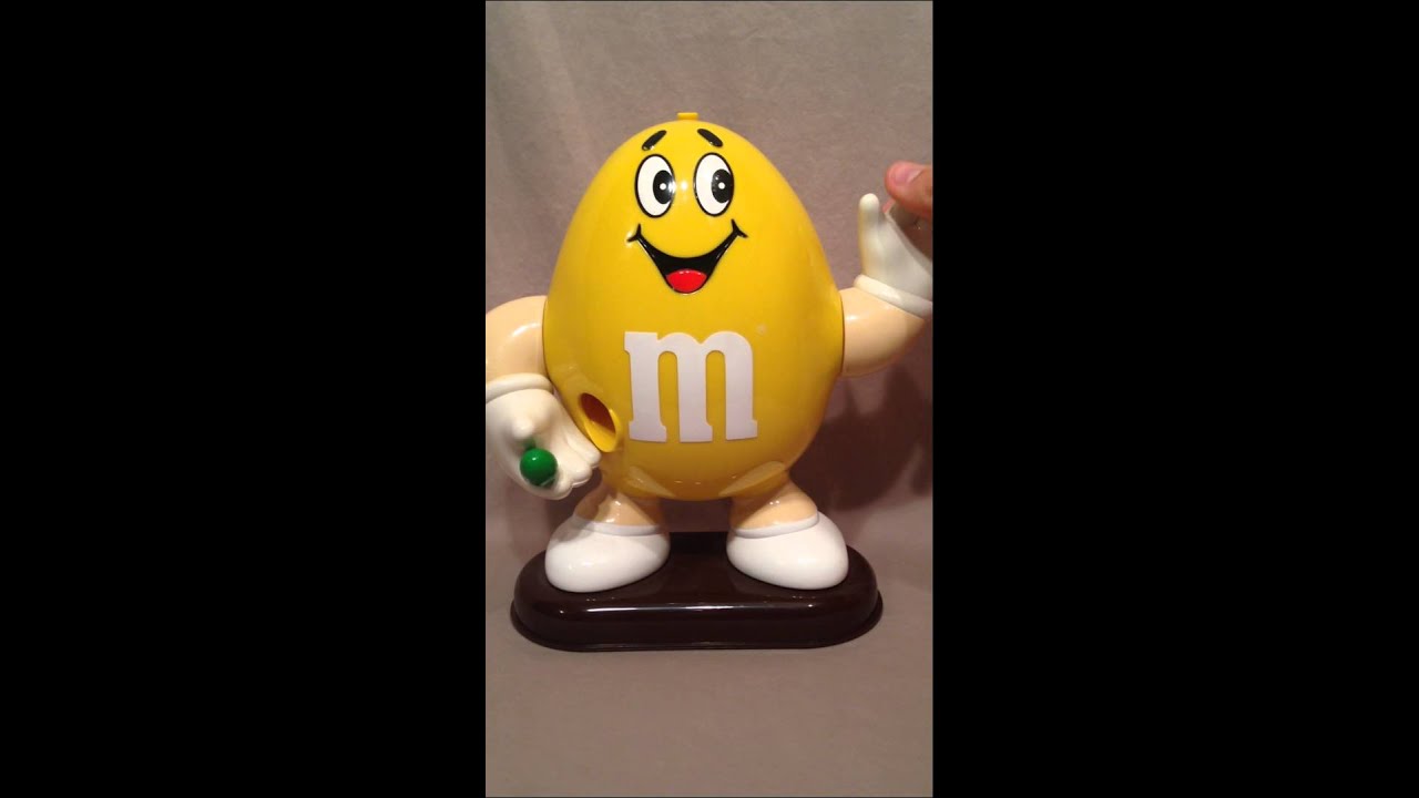 Vintage 1991 M&M Man Candy Dispenser Yellow Peanut M&M Candies Pull  Arm