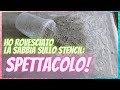 Ho rovesciato sabbia su stencil materico e l'effetto che ne è uscito è sorprendente!