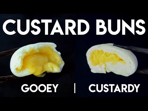 two-types-of-dim-sum-custard-buns-(奶黄包/流沙包)