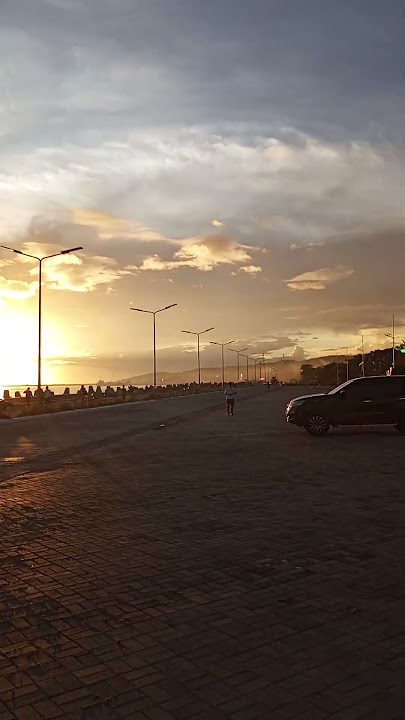 #goldenhour #sunset #maasincity