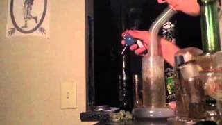 Bong gauntlet