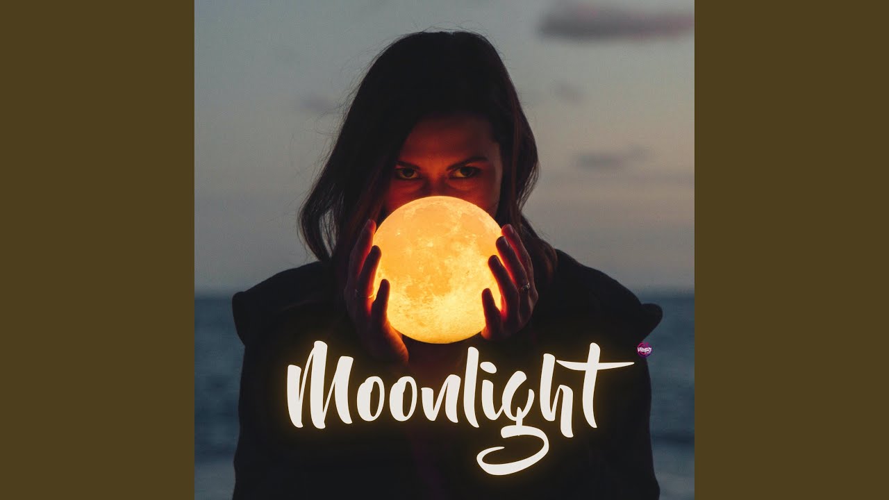 Moonlight auf YouTube ansehen Moonlight auf YouTube ansehen