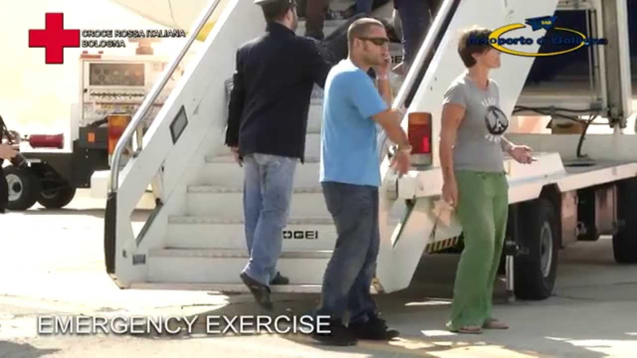 Aeroporto di Bologna: esercitazione di incidente aeroportuale con utilizzo di droni