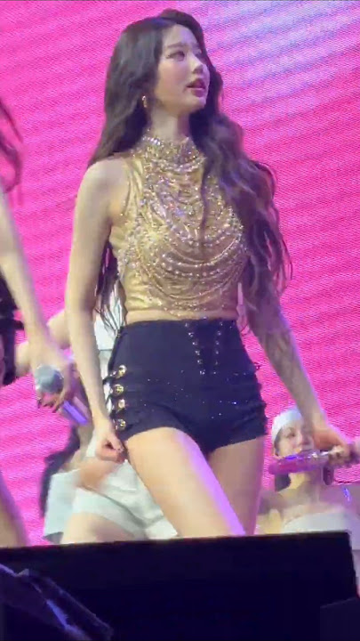 251031 아이브 장원영 'Kitsch' 직캠