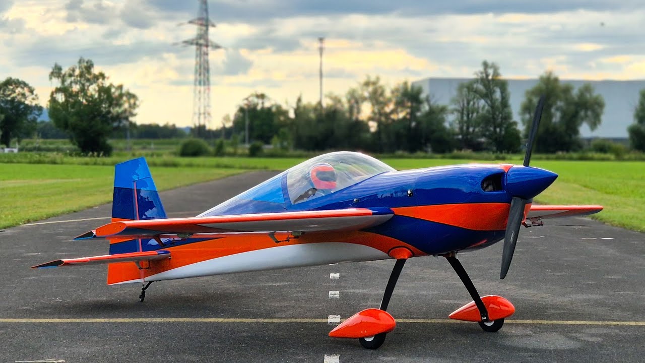 Extreme Flight Slick 580 105.5" | Santi Scheme | Valentin Fiorese