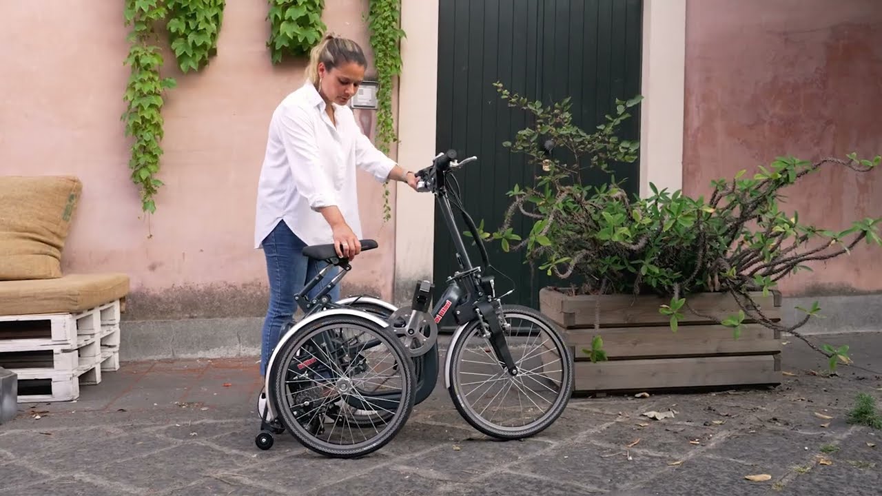 Discover Di Blasi electric folding tricycle R34 DI BLASI