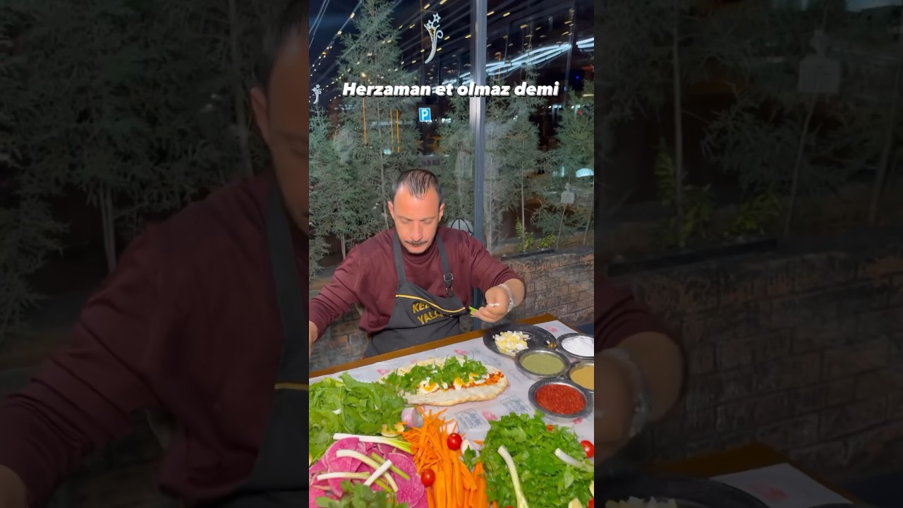 Eskiler eyi bilir yumurta dürümünü #gaziantep #türkiye #kebap #yemek #baklava #lahmacun #düğün Eskiler eyi bilir yumurta dürümünü #gaziantep #türkiye #kebap #yemek #baklava #lahmacun #düğün