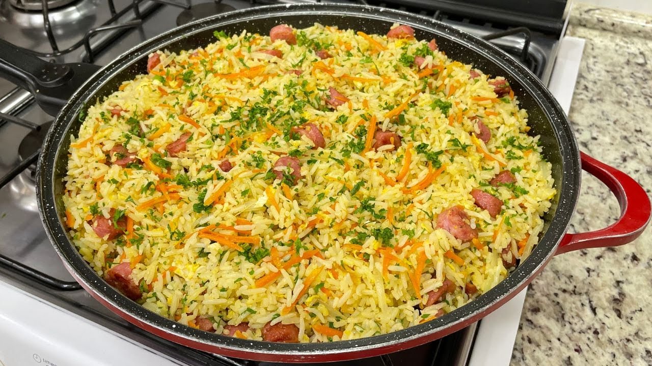 Arroz Com Linguiça Cenoura e Ovos | Delícias da Eleni - YouTube